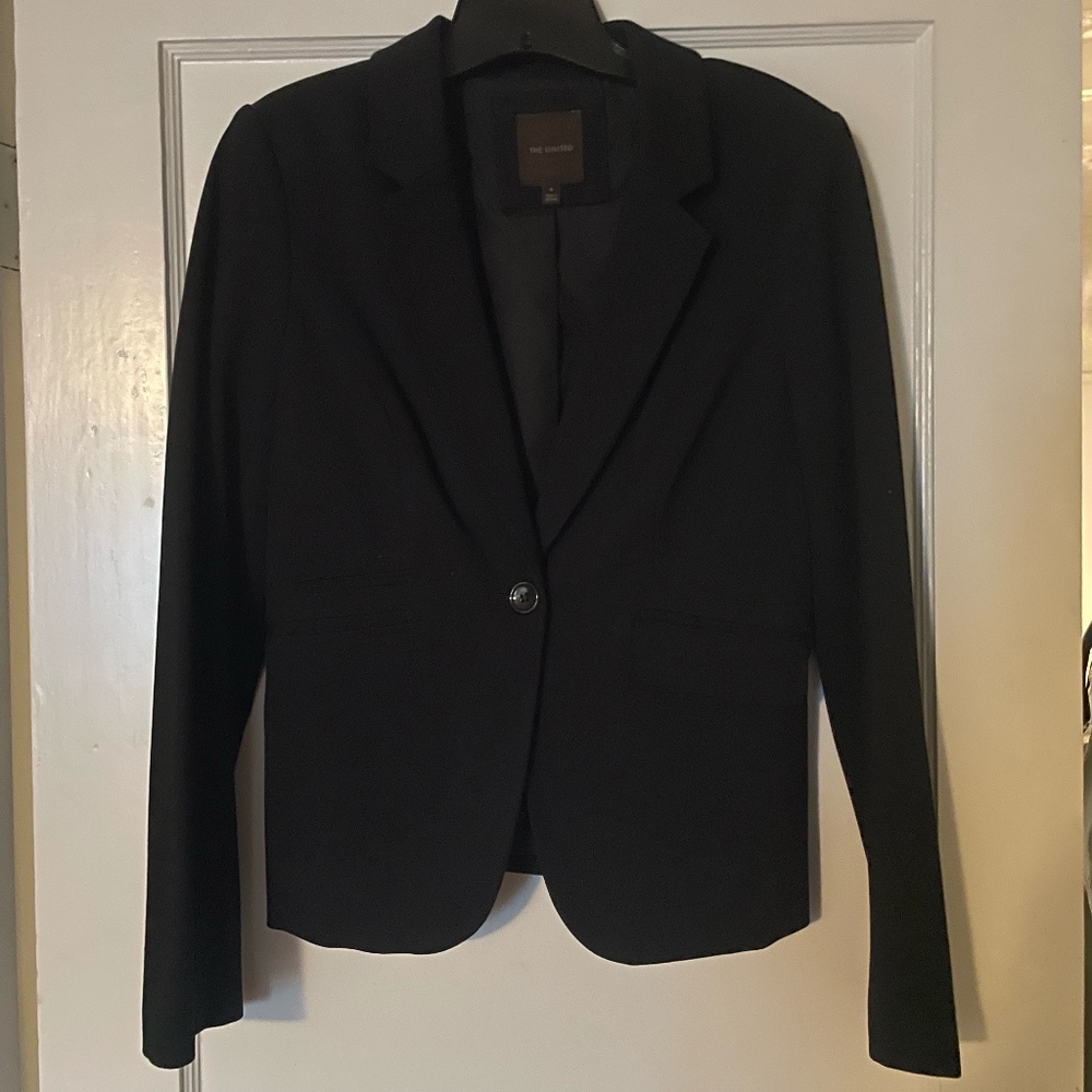 The Limited Women's Post Knit Black Blazer, size Small